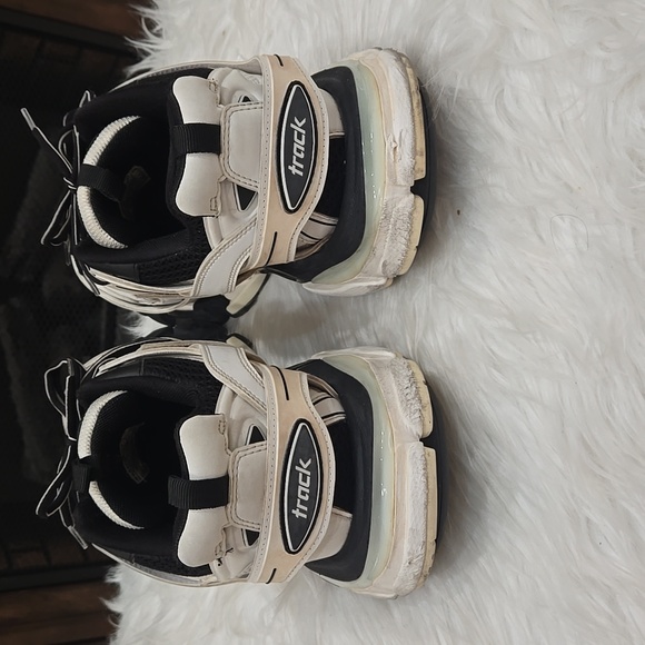 Beautiful and comfortable - Picture 4 of 10